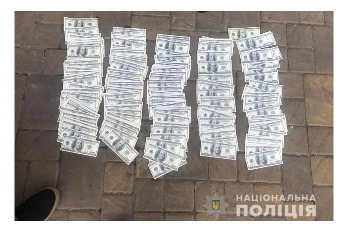 45 000 доларів США за підключення приміщення до комунікацій: у Києві правоохоронці затримали голову ОСББ