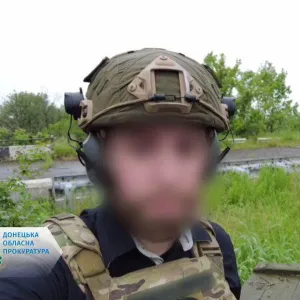 ​Знімає репортажі про «вагнерівців» та допомагає російській армії – заочно повідомлено про підозру донецькому «воєнкору» (ФОТО, ВІДЕО)