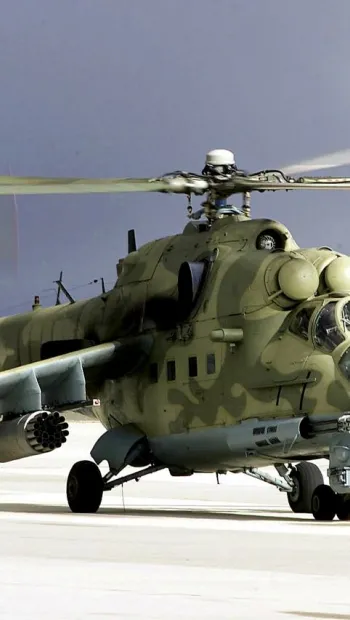 ​Польща таємно передала Україні орієнтовно десять ударних гелікоптерів Мі-24, — The Wall Street Journal