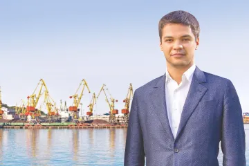 ​НАБУ проводит обыски у скандального Одесского бизнесмена по делу о хищениях барж «Украинского Дунайского пароходства»
