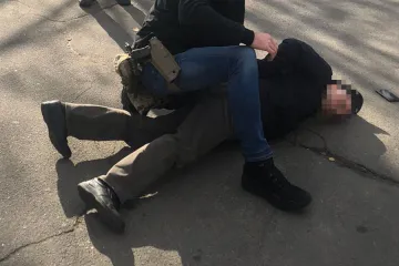 ​В Киеве сириец пытался дать взятку офицеру СБУ