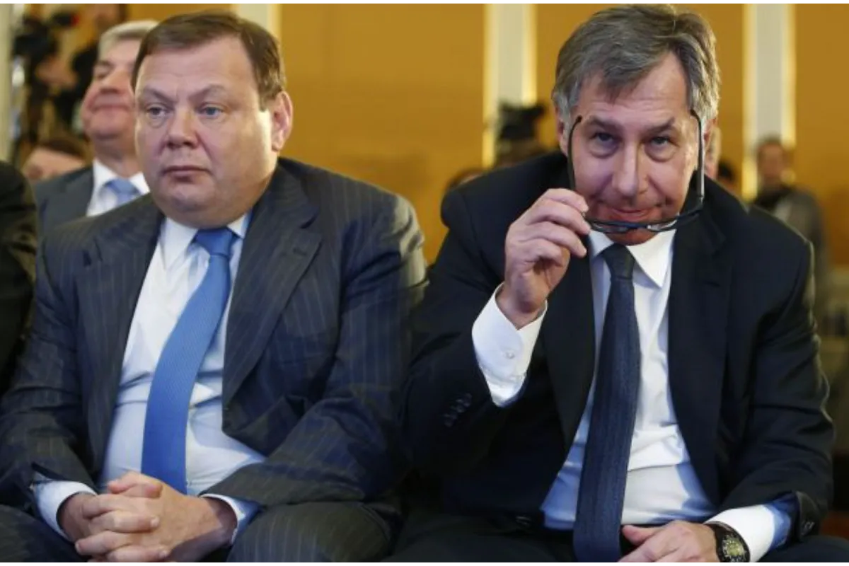 Путінські олігархи Фрідман і Авен продають свої частки в Альфа-Банку щоб позбавитись санкцій