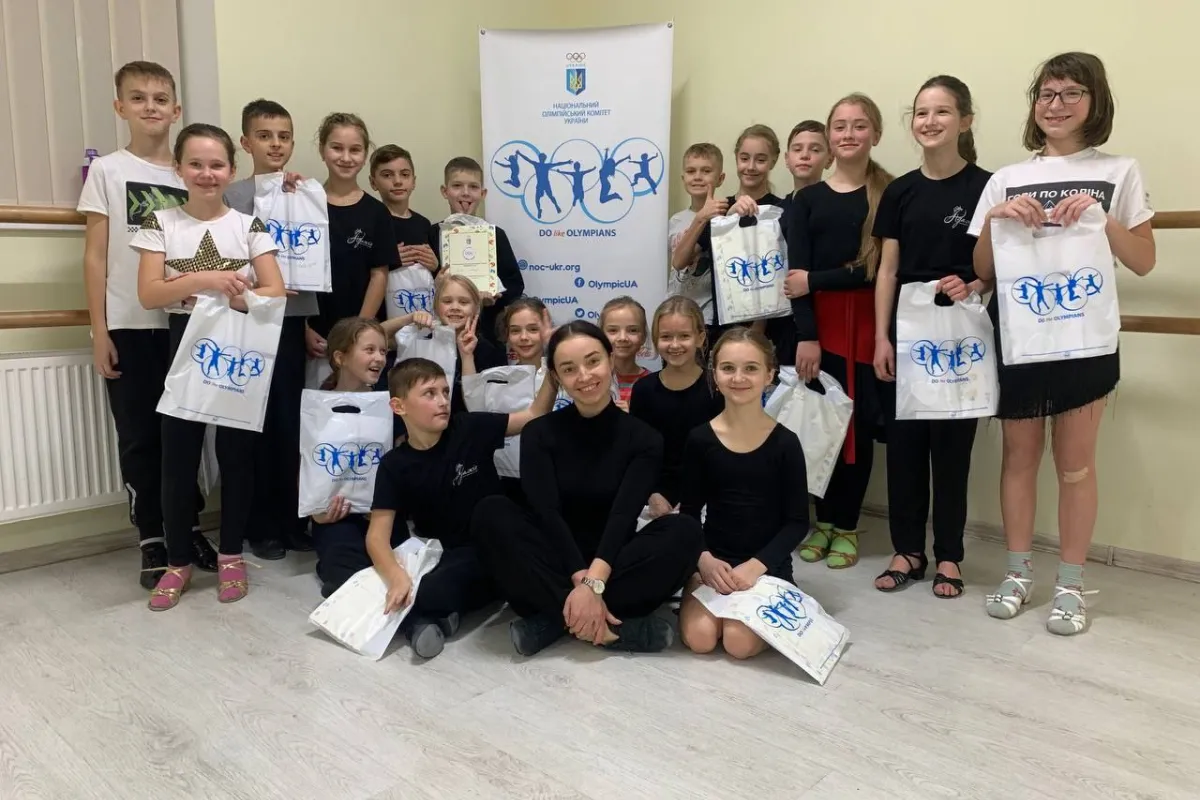 Всеукраїнський проект серед дітей та молоді «DO like OLYMPIANS» завітав до вихованців клубу з танцювального спорту «АДАЖІО»