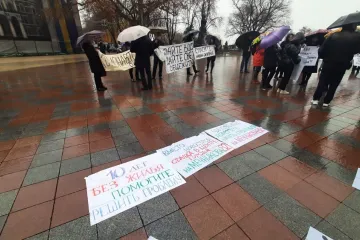 ​Мітинг проти завищених тарифів пройшов під Одеською міськрадою