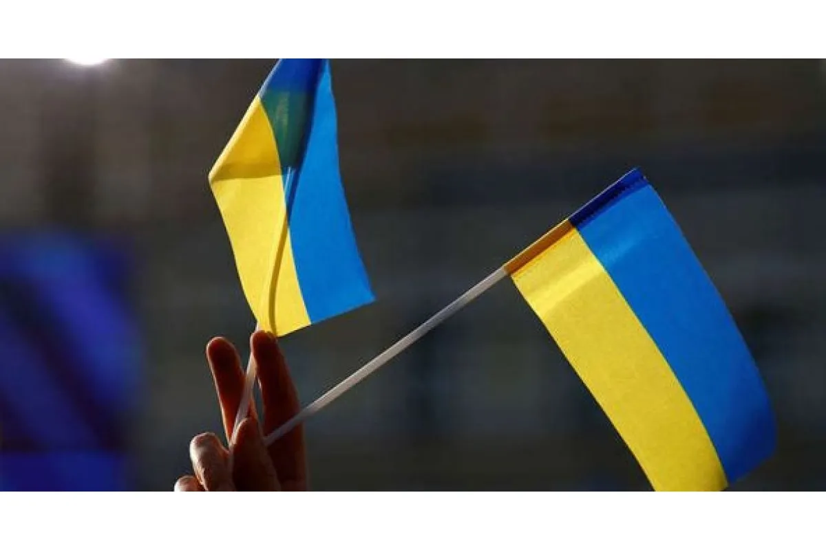 Російське вторгнення в Україну : Втрат на війні в Україні могло б бути менше