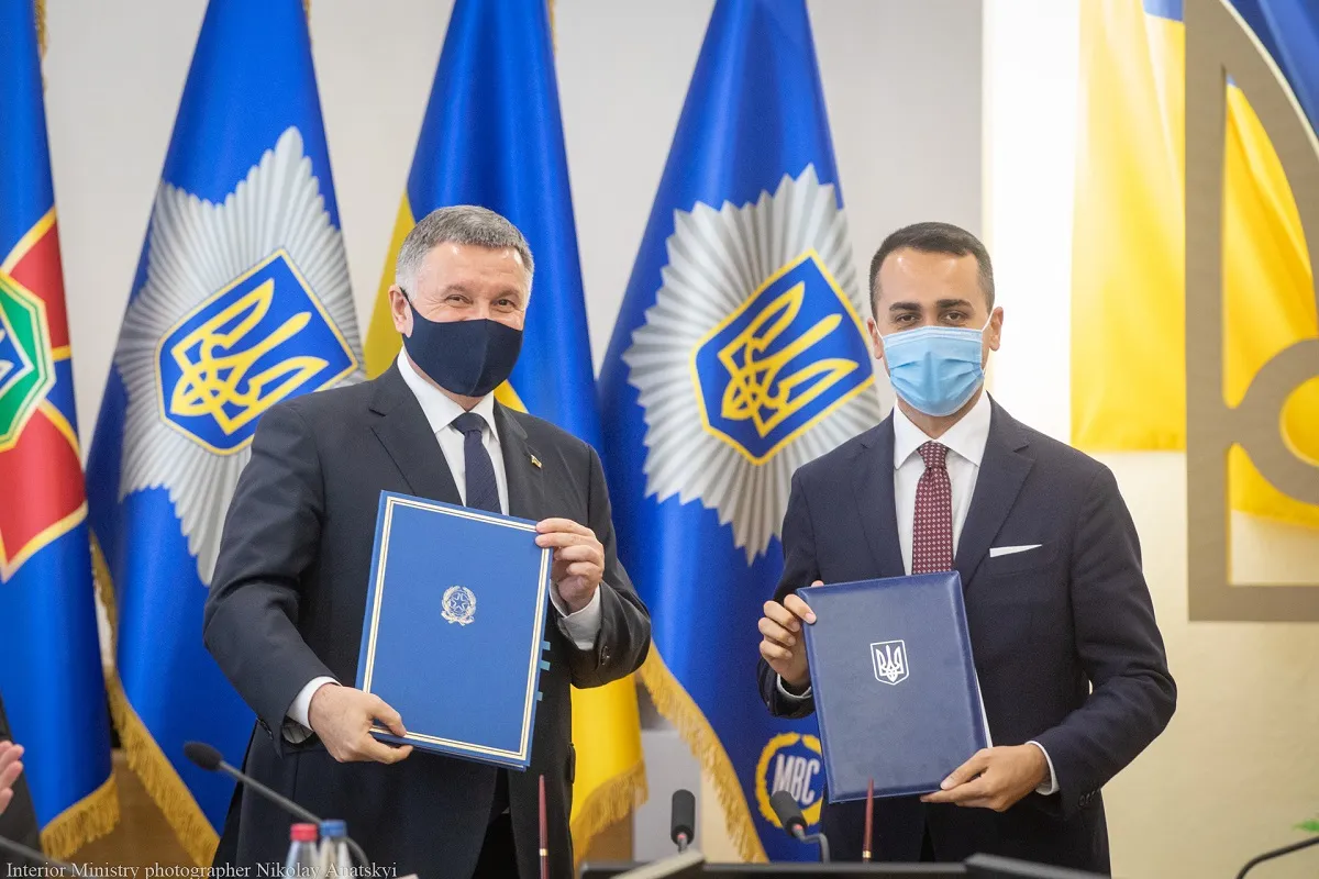 Україна та Італія підписали міжурядову Угоду про поліцейське співробітництво і незабаром подовжать Угоду про визнання та обмін посвідчень водія