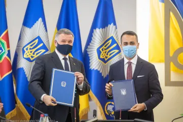 ​Україна та Італія підписали міжурядову Угоду про поліцейське співробітництво і незабаром подовжать Угоду про визнання та обмін посвідчень водія