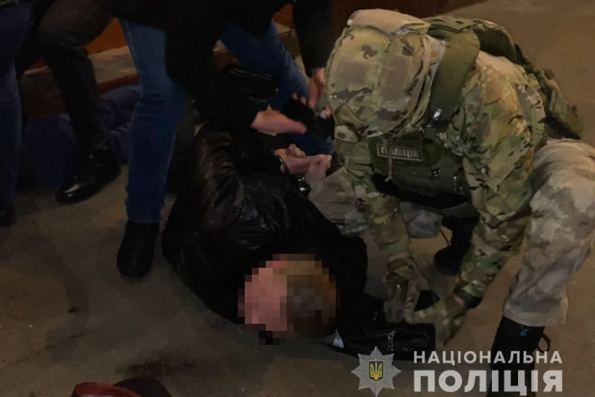 У Києві та Одесі поліцейські затримали членів транснаціональної злочинної організації