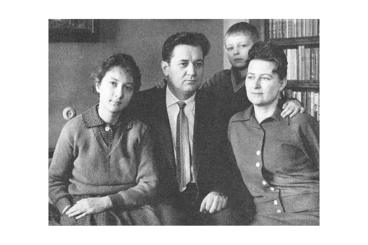 Україна сумує: помер син відомого українського письменника Олеся Гончара!