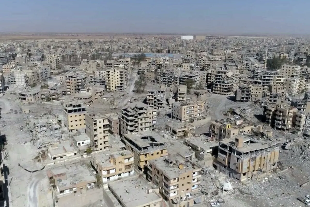 Сирія: Конфлікт, COVID і зростаючі витрати, що "примушують людей виходити за рамки своїх можливостей"