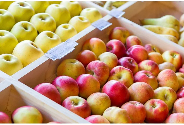 Чому ціни на яблука з кожним роком зростають?