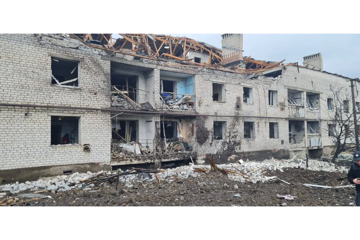 Російське вторгнення в Україну : Щонайменше 7 людей поранені внаслідок ракетного удару