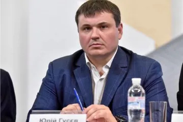 ​Глава «Укроборонпрома» Гусев заплатил себе почти 1 млн грн зарплаты в апреле и вовсю тратит деньги ликвидируемого госконцерна