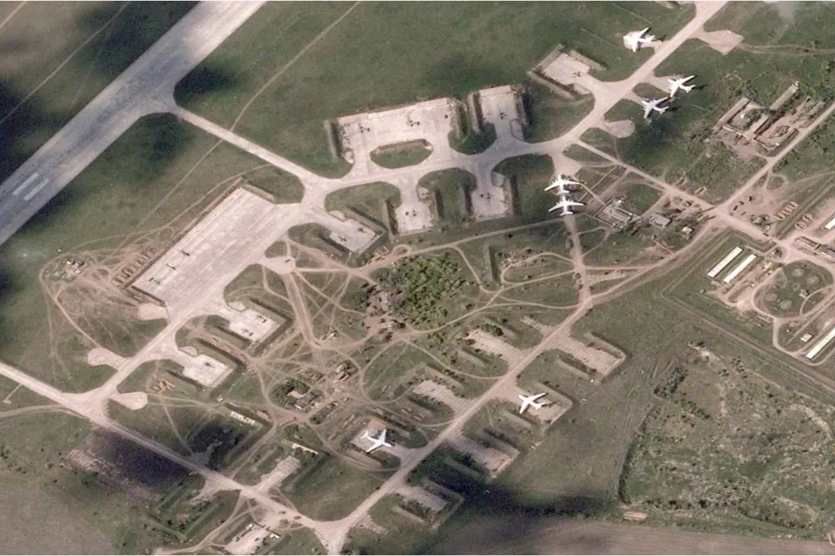 Окупанти використовують військовий аеродром під тимчасово окупованим Мелітополем.