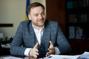 ​Зеленский предложил кресло главы МВД депутату СН Монастырскому