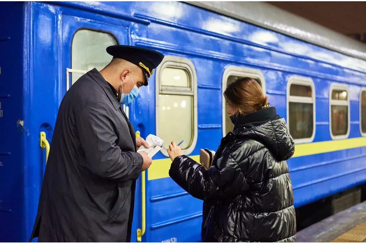 У разі повного блекауту квитки на потяг можна буде придбати прямо у вагонах