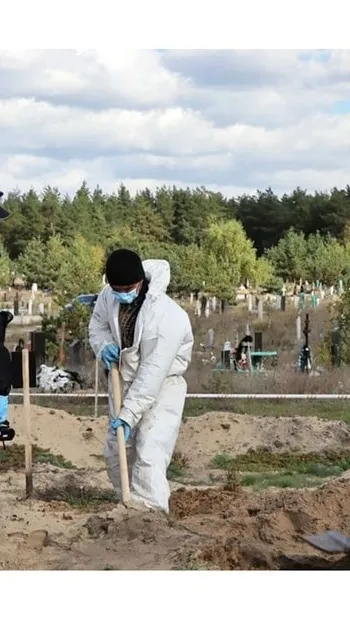 ​У Лимані на Донеччині завершили ексгумацію на місці масового поховання