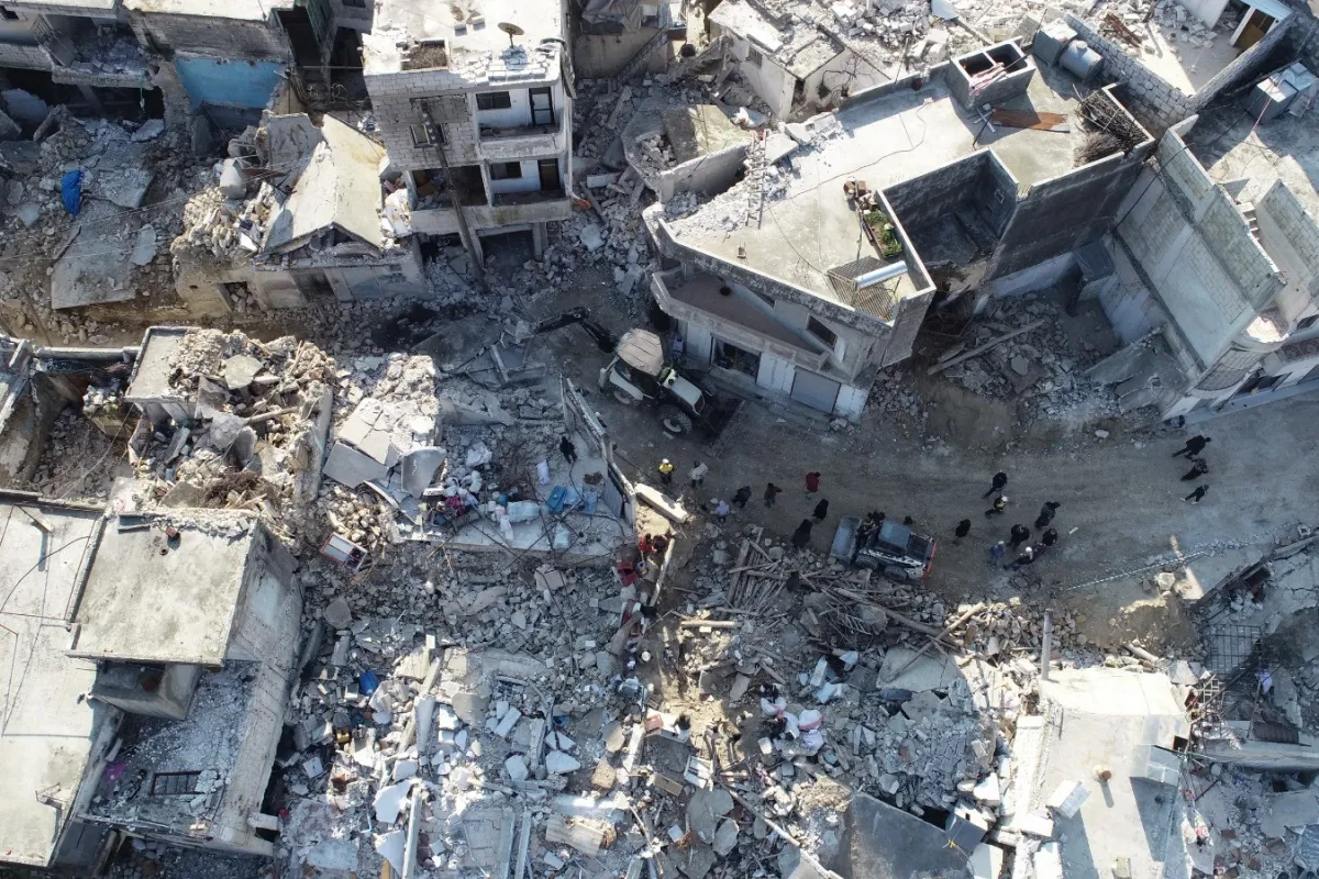 Кількість загиблих унаслідок землетрусів у Туреччині та Сирії сягнула щонайменше 41 232 людей