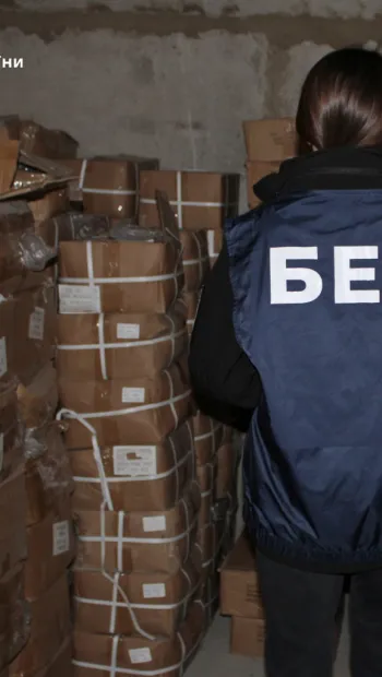 ​БЕБ на Одещині викрило схему поставки з-за кордону компонентів для виробництва підробленої парфумерії