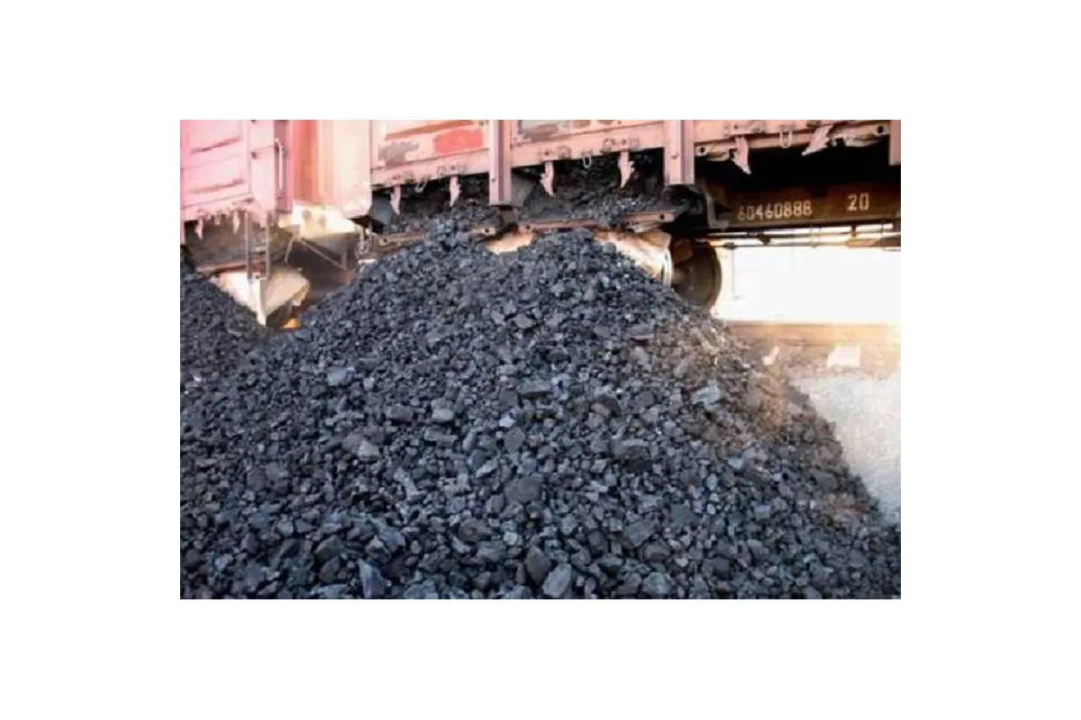 Связанная с экс-нардепом фирма вывозит уголь из шахт сепаратистов