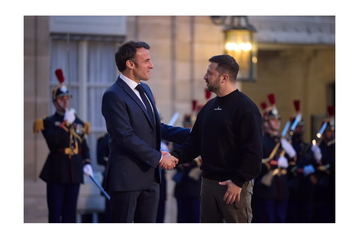 Президент України зустрівся з Президентом Франції в Парижі