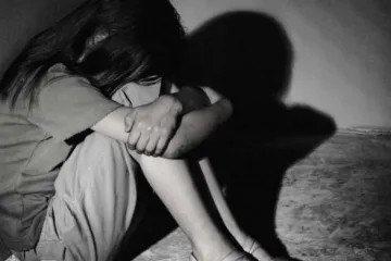 ​Розбещував неповнолітніх дівчат: мешканця Маріуполя засуджено до 6 років 10 місяців ув’язнення