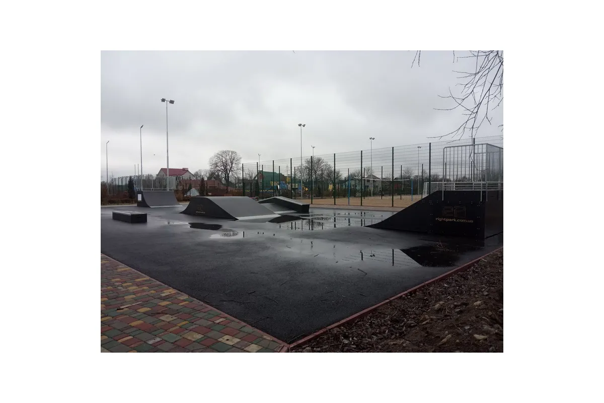 У Вінницькому селі установили скейт-зону для молоді