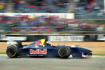 ​Слухи: Red Bull и Ford начали переговоры о партнерстве в сфере моторов