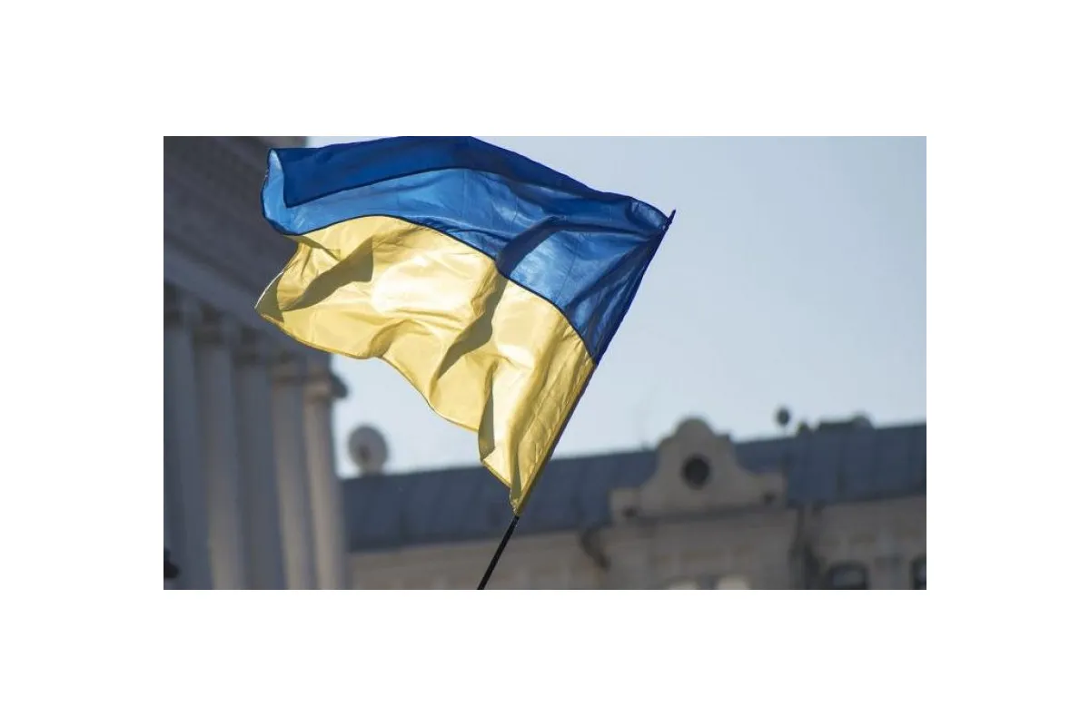 Скандал на Одещині: чому було прибрано прапори України