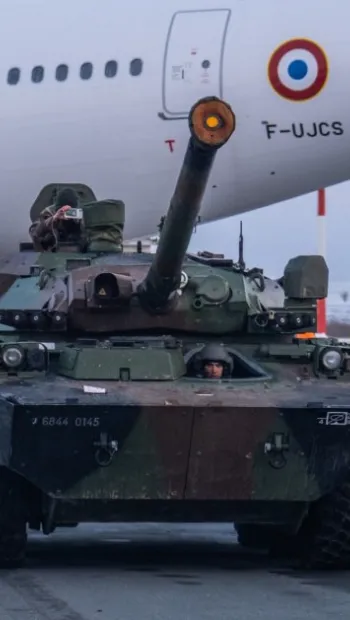 ​Франція відправила в Україну перші AMX-10RC - повідомляє французьке видання Forces Operations з посиланням на власні джерела