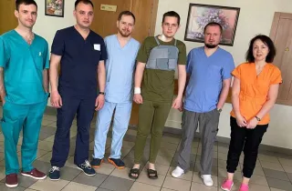 Російське вторгнення в Україну : 20-річному українському військовому Володимиру Гордієнку дістали кулю з серця, не зупиняючи цей важливий життєвий орган