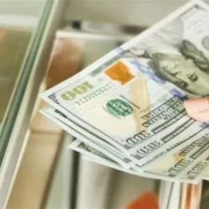 ​Курс валют НБУ на 16 августа. Доллар в Украине подешевел на 7 копеек, а евро - на 3