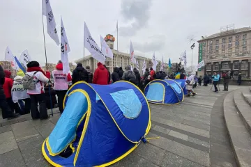 ​Протестующие ФОПы продолжают стоять на Майдане Независимости. Фото