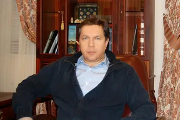 ​Один із найбагатших бізнесменів Дніпра Олександр Дементієнко будує військові катери для російської армії