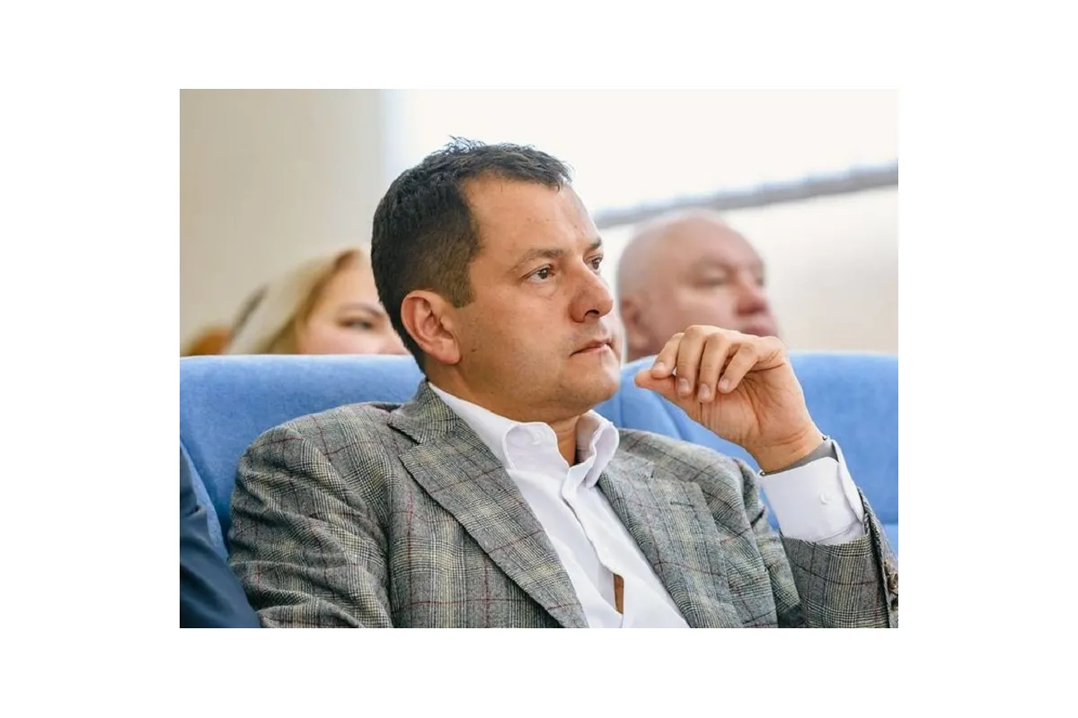 Нардеп Ефимов заложил в «Укргазбанк» офисный центр «Парковый» за полмиллиарда