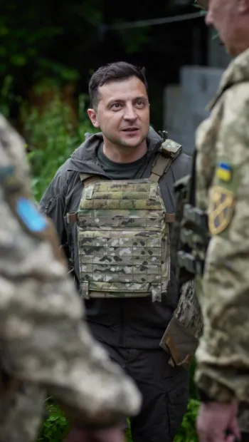 ​Російське вторгнення в Україну : Визнання геноциду, віра в ЗСУ та переговори з рф. Головне з інтерв‘ю президента Зеленського CNN