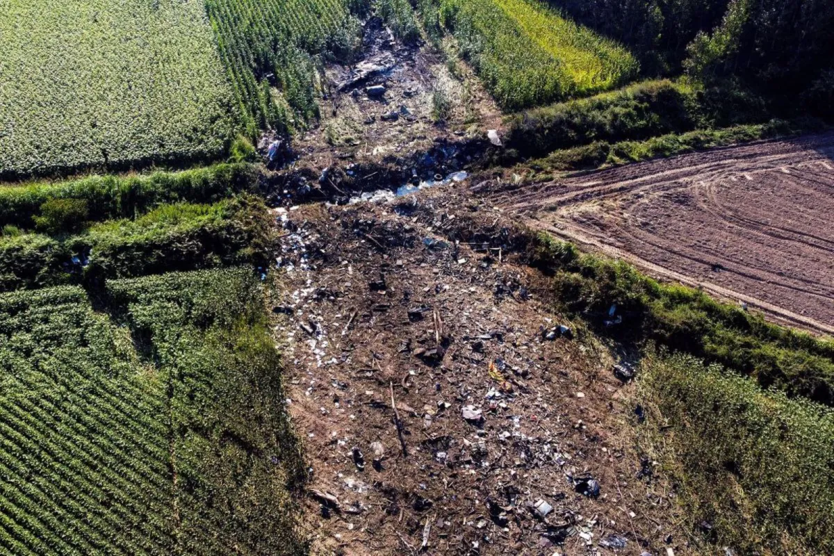 Український вантажний літак Ан-12, який перевозив боєприпаси із Сербії до Бангладеш, розбився на півночі Греції вчора ввечері