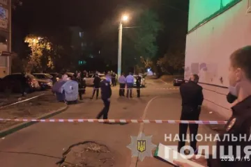 ​В Харькове пьяные подростки напали на патрульных, пострадал сержант Нацполициии