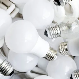 ​Українці обміняли більше 1 млн ламп розжарювання на енергозберігаючі