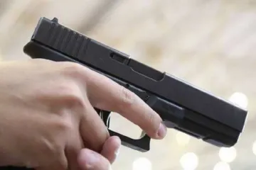 ​В Одессе мужчина устроил стрельбу и захватил заложников: стрелка задержали 
