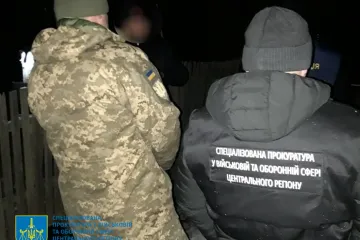 ​За одержання хабара затримано виконуючого обов’язки військового комісара на Житомирщині