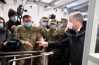 Петро Порошенко повернувся до України: що йому загрожує