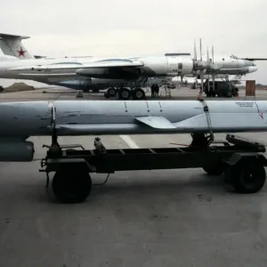​Вчора рф атакувала Україну ракетою з імітатором ядерної боєголовки – Defense Express 