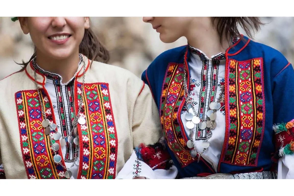 Українці – сильні, коли об'єднані. Пам'ятаймо про це й шануймо традиції, що нас єднають. З Днем вишиванки!