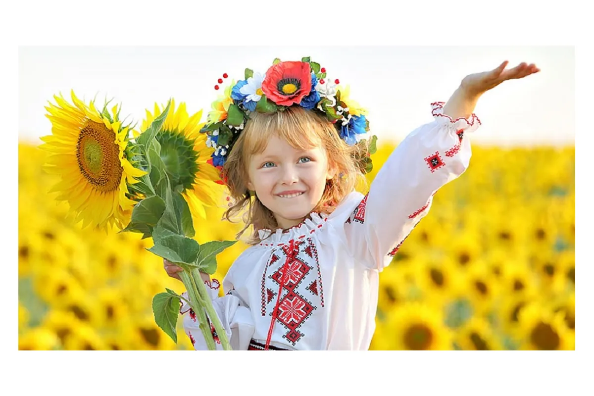 День вишиванки в Україні: вітання від Зеленського, Kalush Orchestra і Патрон у вишиванці