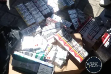 ​У Маріуполі викрито групу осіб, які збували контрафактні цигарки без марок акцизного податку на суму понад 1 млн грн 