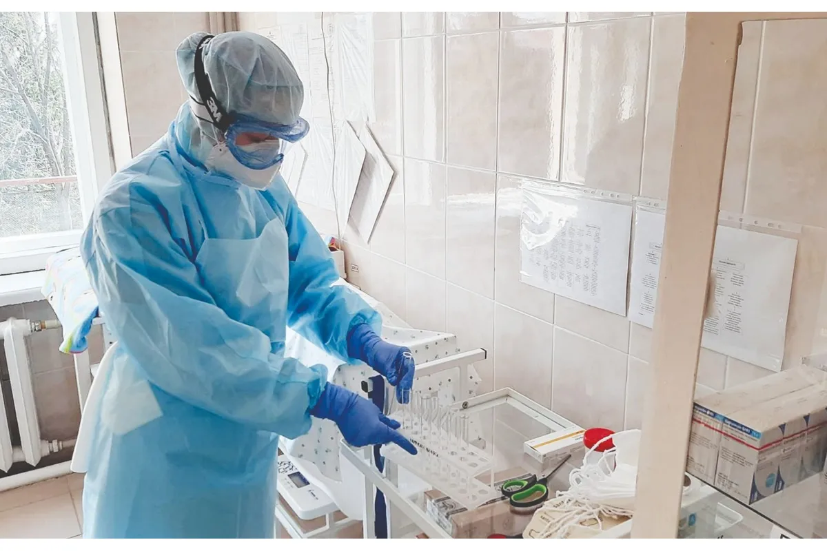 В Україні новий антирекорд з кількості нових хворих на коронавірус