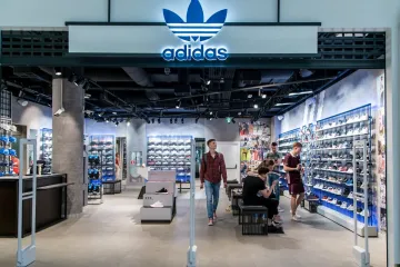 ​Adidas не заплатив податки у сумі 10 млрд рублів  і залишив росію