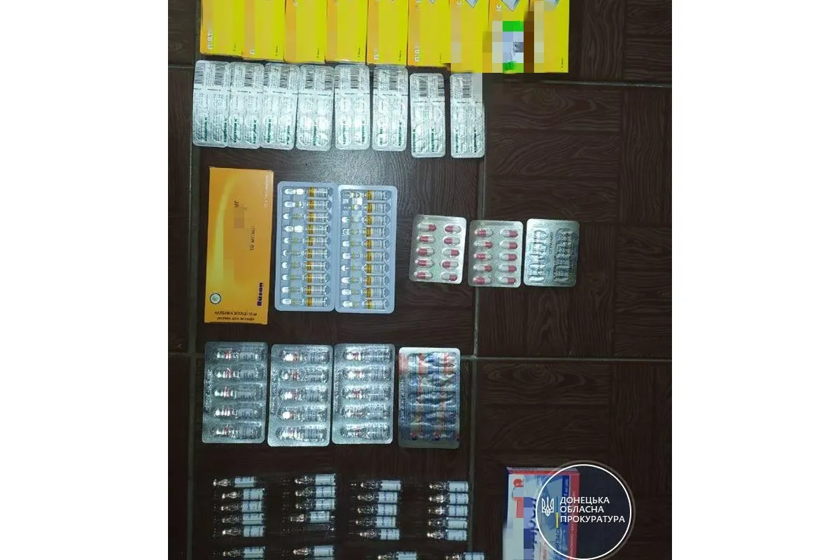 На Донеччині пройшли чергові обшуки в аптечних закладах, де реалізовувалися кодеїновмісні препарати наркозалежним особам 