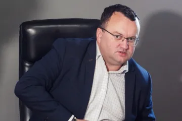 ​Мэра Черновцов отстранили от должности
